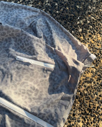 LEOPARD WATER REACTIVE RAIN JACKET - GREY