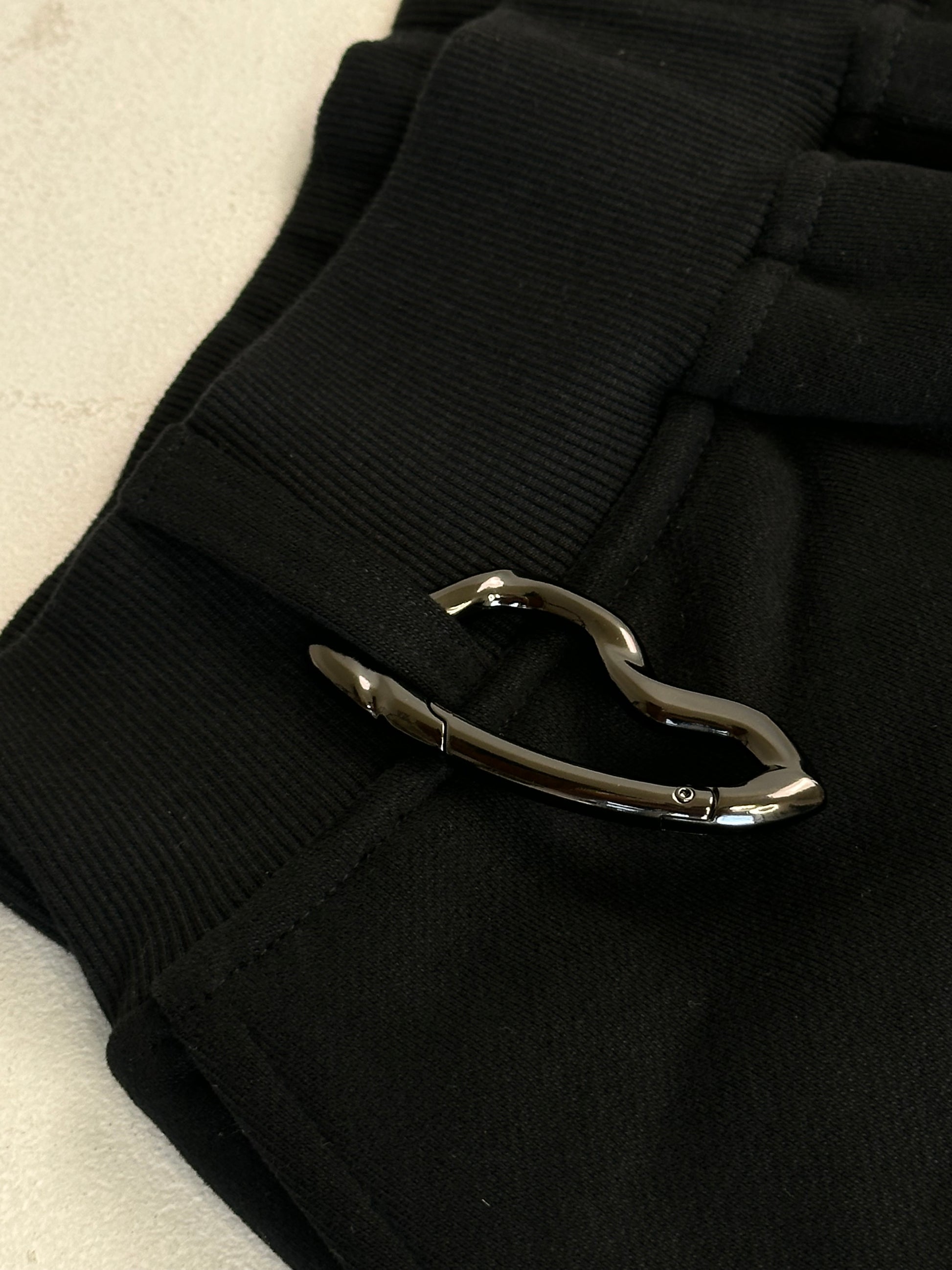 GERMAN ZIP JOGGER - BLACK