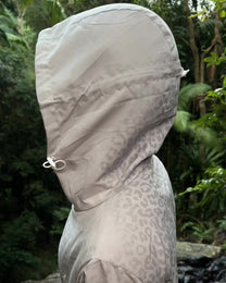 LEOPARD WATER REACTIVE RAIN JACKET - GREY